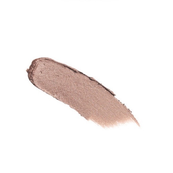 Charlotte Tilbury • Oyster Pearl eye shadow mesmerize - Picture 5 of 7